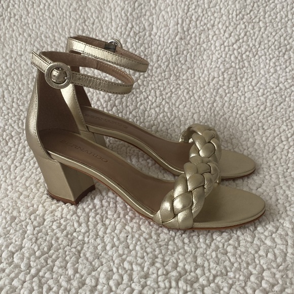 NWOT Bernardo Anthropologie Bethany Gold Braided Strap Block Heels - Picture 6 of 16